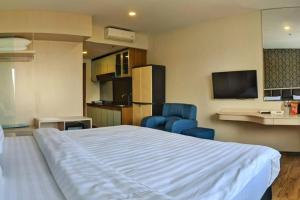 Lovina 0305 at Pelita Nagoya Apartment