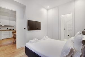 Appartements Pick A Flat's Apartment in Neuilly sur Seine - Avenue Charles de Gaulle : Appartement 2 Chambres