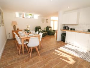 Oak Cottage