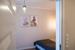 Gold Garden by Rentoom