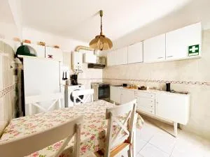 Simple Beach Lovers' Retreat in Espiche #1888 - Caliços