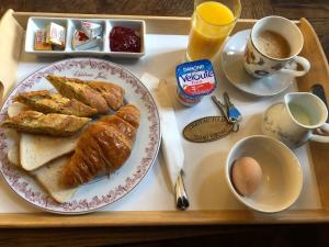 Château Julie - Chambres & Petit-déjeuners photo 12