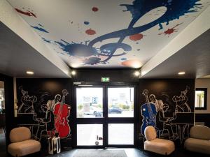 Hotels Welcomotel Beauvais Aeroport : photos des chambres