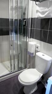 Hotels Le Regina Hotel et restaurant Canet-plage : photos des chambres