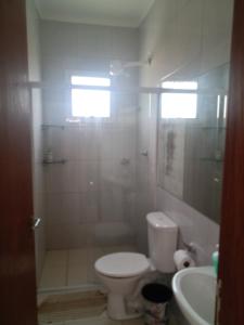 Lindo sobrado a 100 m praia do Aruan.