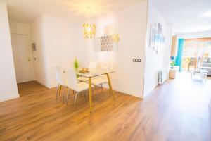 Beautiful apartment recently renovated with wifi and A c