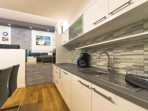 Apartment in Njivice/Insel Krk 35106 