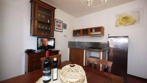 House and Apts. in Porto Azzurro 23632