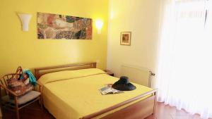 House and Apts. in Porto Azzurro 23632