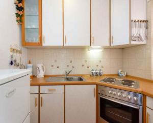Apartment in Vrbnik - Insel Krk 36851