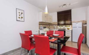 Apartment in Vrbnik - Insel Krk 36800