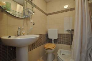 Apartment in Vrbnik - Insel Krk 36796