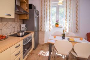 Apartment in Vrbnik - Insel Krk 36842