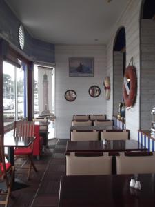 Hotels Les Rochers : photos des chambres