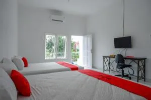 RedDoorz Syariah near UMS Solo - RSO Soeharso - Colomadu