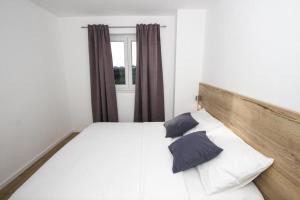 Apartment in Vodice with air conditioning, WiFi, dishwasher, pool 4932-5