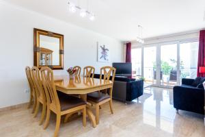 Mira Baia - Meia Praia Family Apartment