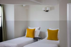 Hotels Hotel Des Mines : Chambre Lits Jumeaux