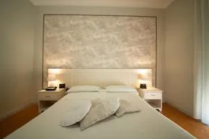 Hotel Venezuela - Полла