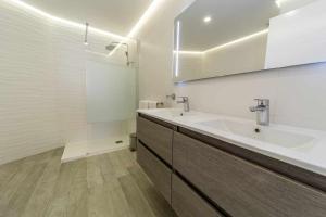 Ocean Garden Suite 11 con jardín privado