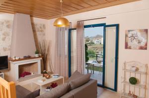 Peonia and Ortansia Villas - Few Steps from the beach