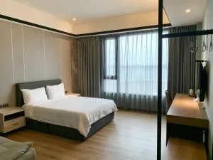 Dream Summer Hotel - Feng-kuei-wei