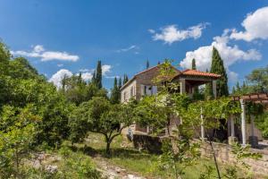 Sleep & Fly Cottage