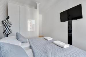 Grand Apartments - Modern Old Town Apartment