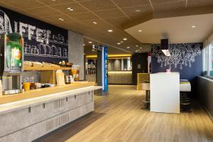 Hotels Ibis Budget Bourgoin Jallieu Centre : photos des chambres