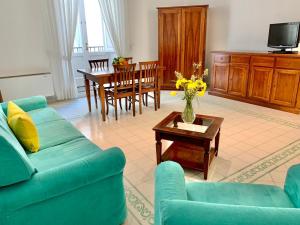 One-Bedroom Apartment (3 Adults) - Split Level room in Antico Palazzo Scala