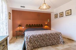 Maisons de vacances Stunning house on the edge of the Luberon : photos des chambres
