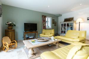 Maisons de vacances Stunning house on the edge of the Luberon : photos des chambres