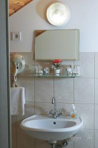 Kamarás Klastrom House