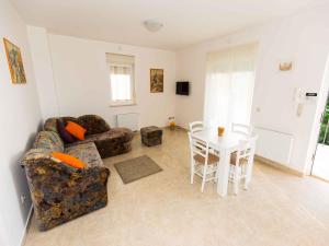 Apartment in Njivice - Insel Krk 27658