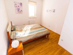 Apartment in Njivice - Insel Krk 27658