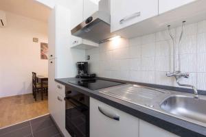 Apartment in Punat - Insel Krk 13400