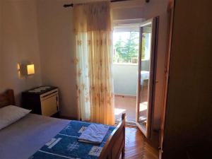 Apartment in Starigrad-Paklenica 6860