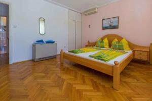 Three-Bedroom Holiday Home in Crikvenica II