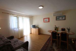 Apartment in Silo - Insel Krk 14461