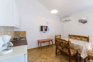 Apartment in Crikvenica with One-Bedroom 4