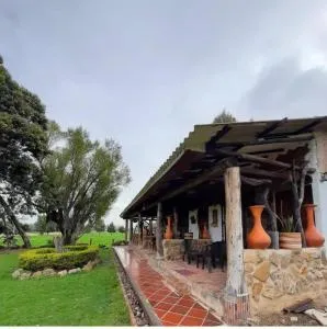 GhuRu Hotel Campestre - Alcaparral