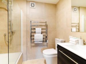 Central Location - 2 Bedroom Apartment in Habeke