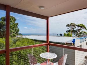 Hillside Haven by the Sea