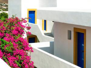Standard Room with Garden View