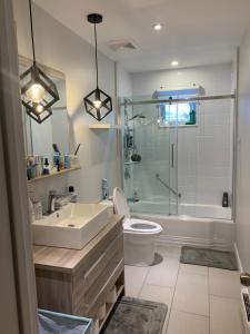 Room for renting inside house - without breakfast provided