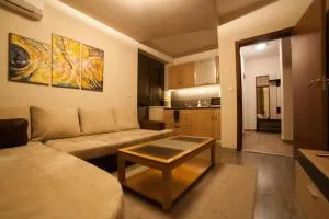 Апартамент ИЦИ - Byeglezh