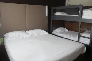 Hotels Campanile Millau : photos des chambres