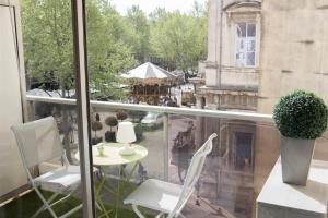 Cosy and large flat in the hypercentre of Avignon Provence - Welkeys