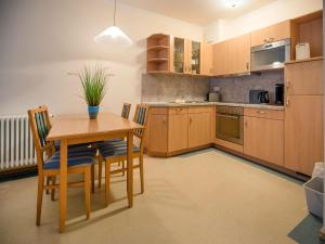 Dünenpark Binz - Komfort Ferienwohnung mit 2 Schlafzimmern und Terrasse im Erdgeschoss 190