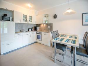 Dünenpark Binz - Komfortplus Ferienwohnung mit 1 Schlafzimmer und Balkon im Dachgeschoss 246